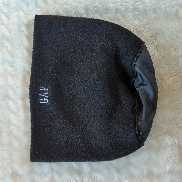 GAP | Fleece Beanie - Picture 6 of 9